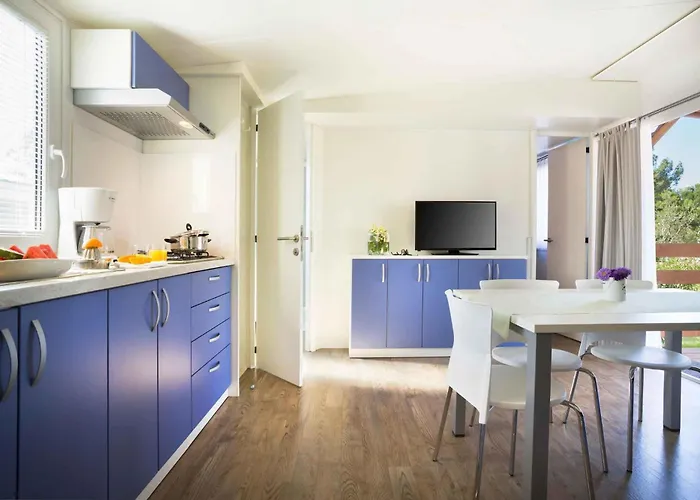 Mobilehomes In - Istrien 50095 * فيرسار
